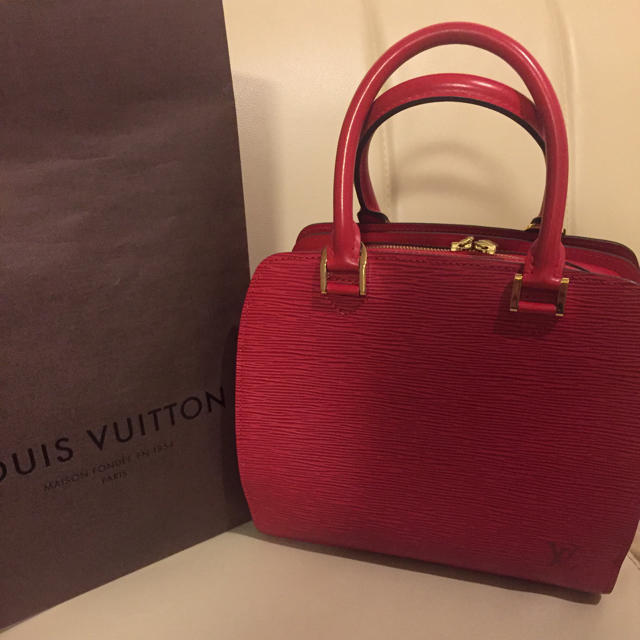 LOUIS VUITTON(ルイヴィトン)のクリスマスセール！！極美品 ルイヴィトン エピハンドバッグ レディースのバッグ(ハンドバッグ)の商品写真