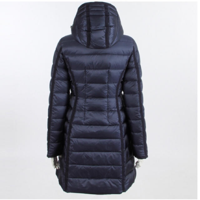 MONCLER(モンクレール)のMONCLER 2018-19AW HERMINE ダークネイビー サイズ0 レディースのジャケット/アウター(ダウンコート)の商品写真