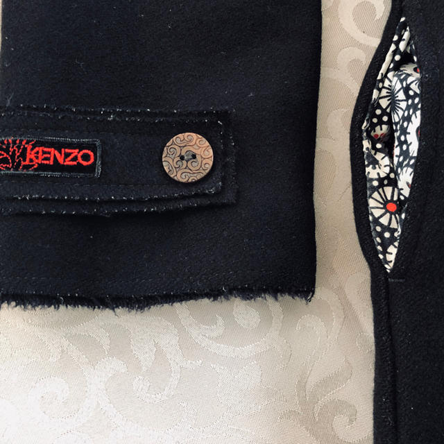 KENZO(ケンゾー)の再 再 値下げ❣️KENZO モデル風 おしゃれなコート キッズ/ベビー/マタニティのキッズ服女の子用(90cm~)(コート)の商品写真