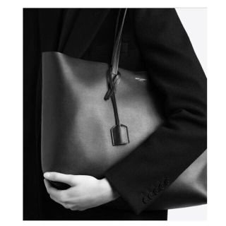 サンローラン(Saint Laurent)のMOMO様専用YSL正規品サンローランバッグ👜(ショルダーバッグ)