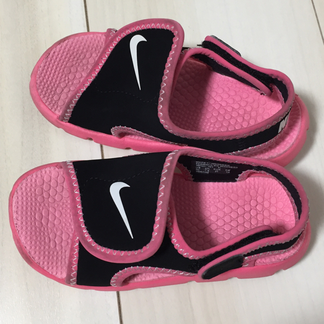 NIKE(ナイキ)のNIKE キッズサンダル キッズ/ベビー/マタニティのベビー靴/シューズ(~14cm)(サンダル)の商品写真