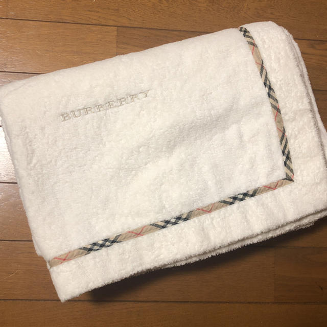 BURBERRY(バーバリー)のBurberry ブランケット キッズ/ベビー/マタニティのこども用ファッション小物(おくるみ/ブランケット)の商品写真