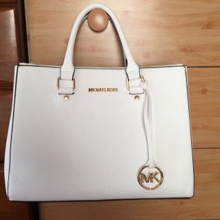 マイケルコース(Michael Kors)のMICHAEL KORS バック☆(ハンドバッグ)