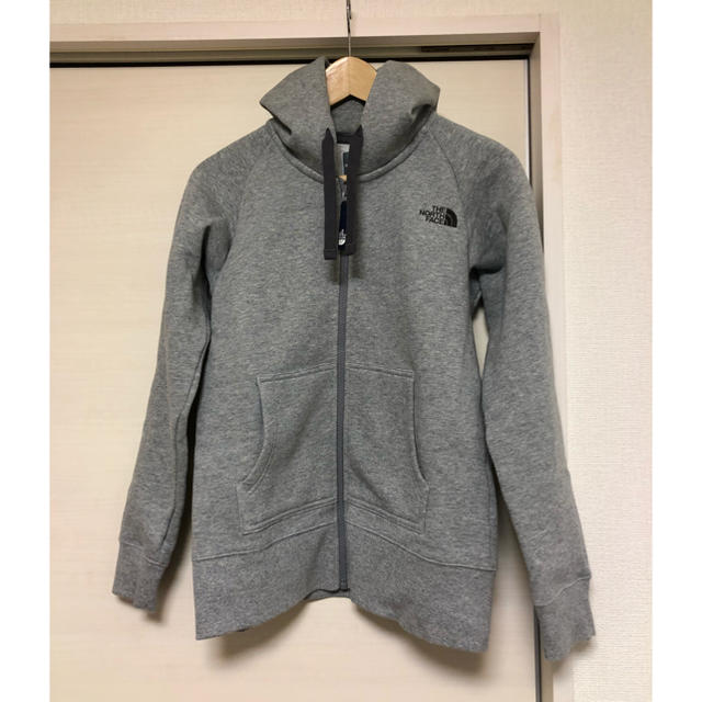 THE NORTH FACE(ザノースフェイス)のAKIRA様専用 ザノースフェイス パーカー レディースのトップス(パーカー)の商品写真