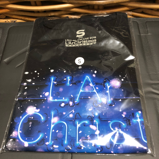 L'Arc～en～Ciel(ラルクアンシエル)のNEON Tシャツ L'ArChristmas Park 限定カラー ラルクリ エンタメ/ホビーのタレントグッズ(ミュージシャン)の商品写真