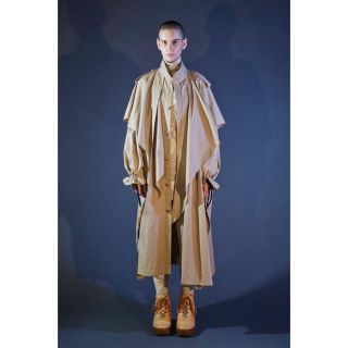 コムデギャルソン(COMME des GARCONS)のwhowhat - VULCAN PONCHO(タグ付き)(トレンチコート)