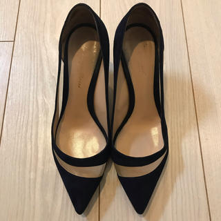 ジャンヴィットロッシ(Gianvito Rossi)のGianvito Rossi ネイビー パンプス 37(ハイヒール/パンプス)