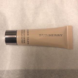 バーバリー(BURBERRY)のバーバリー フレッシュグロウ ルミナスフルイドベース 01(化粧下地)