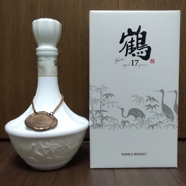 高級感 正規品 - サントリー ニッカ 陶器 鶴17年700ml ウイスキー 高級感 正規品 - サントリー ニッカ 陶器 鶴17年700ml ウイスキー