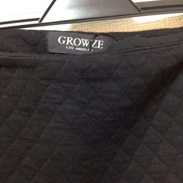 GROWZE(グローゼ)のGROWZEキルトタイトスカート レディースのスカート(ひざ丈スカート)の商品写真