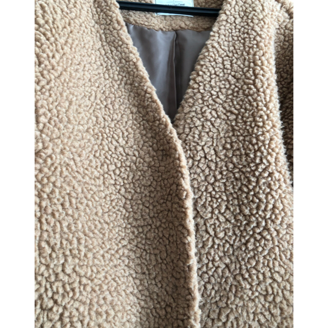 Ungrid(アングリッド)のアングリッド  ノーカラーショートボアブルゾン キャメル レディースのジャケット/アウター(ブルゾン)の商品写真