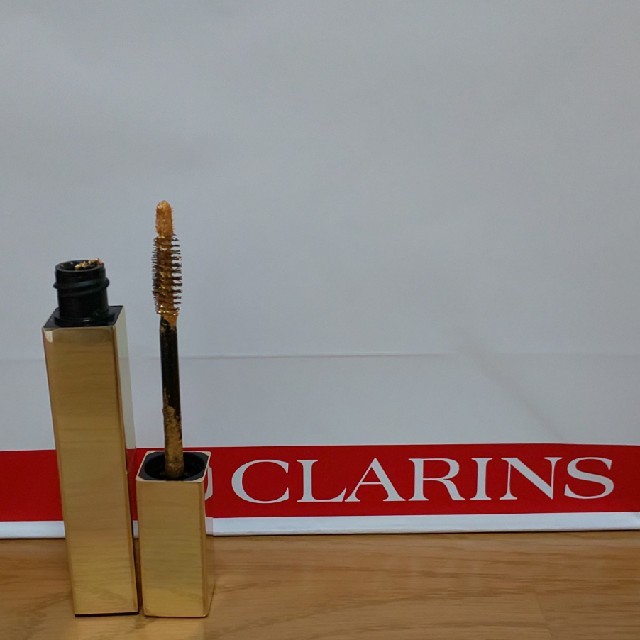 CLARINS(クラランス)の👉️CLARINS  ゴールドマスカラトップコート コスメ/美容のベースメイク/化粧品(マスカラ)の商品写真