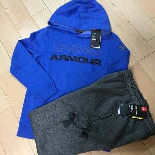 アンダーアーマー(UNDER ARMOUR)の初売りセール☆新品！アンダーアーマー　150☆上下セット　パーカー　パンツ(その他)