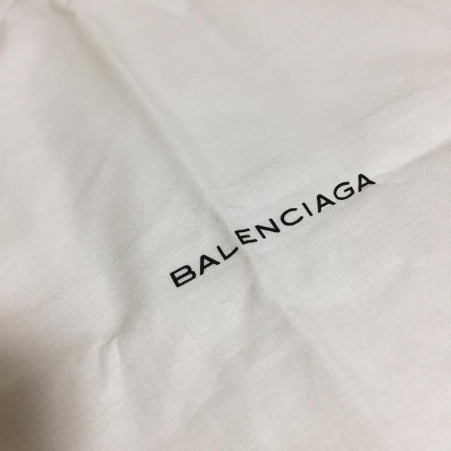 Balenciaga(バレンシアガ)のバレンシアガ 保存袋 白 ショッパー レディースのバッグ(ショップ袋)の商品写真