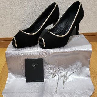 ジュゼッペザノッティデザイン(Giuseppe Zanotti Design)の

ｼﾞｭｾﾞｯﾍﾟｻﾞﾉｯﾃｨ　ｵｰﾌﾟﾝﾄｩ　(ハイヒール/パンプス)