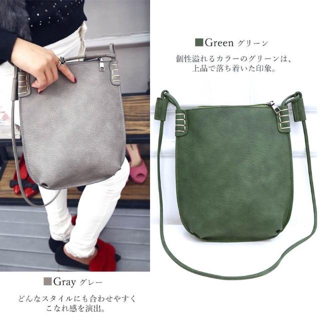 スタイリッシュなサコッシュバッグ ショルダー グレーの通販 By 直島っ娘 S Shop ラクマ