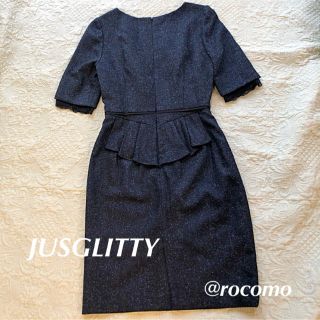 ジャスグリッティー(JUSGLITTY)の美品  ジャスグリッティー  バックペプラムフリルの袖レースウールワンピース(ひざ丈ワンピース)