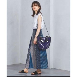 ユナイテッドアローズ(UNITED ARROWS)の最終値下げマルチプリントラップスカート(ロングスカート)