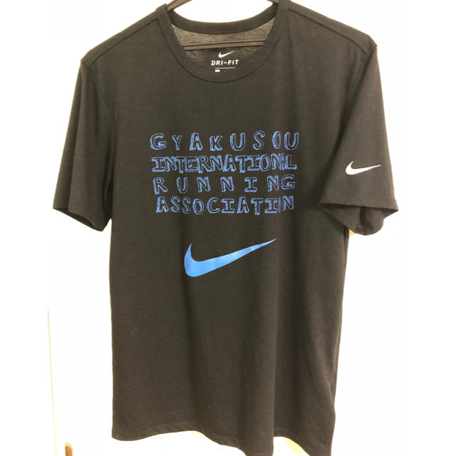 NIKE(ナイキ)のNIKE GYAKUSOU メンズTシャツ メンズのトップス(Tシャツ/カットソー(半袖/袖なし))の商品写真