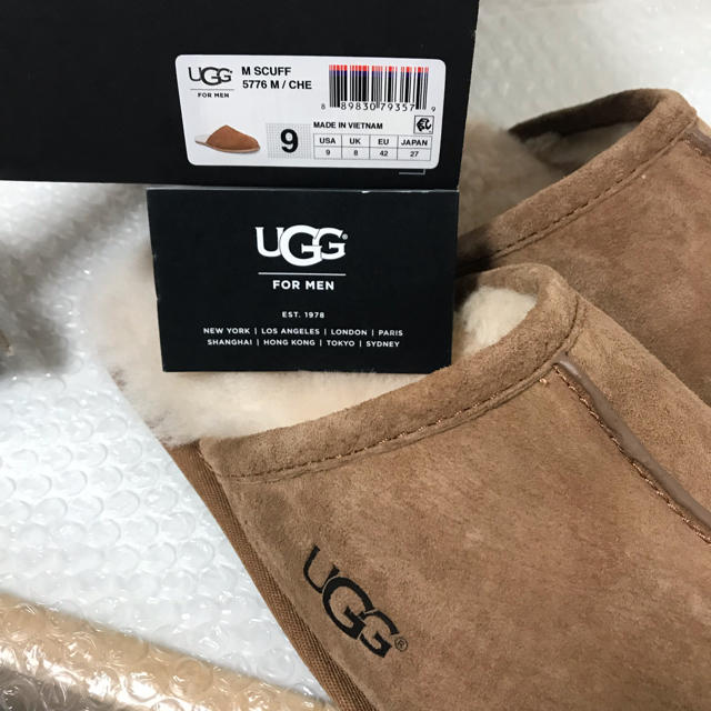 UGG(アグ)の特定お客様専用　新品未使用  UGG スリッパー for men インテリア/住まい/日用品のインテリア小物(スリッパ/ルームシューズ)の商品写真