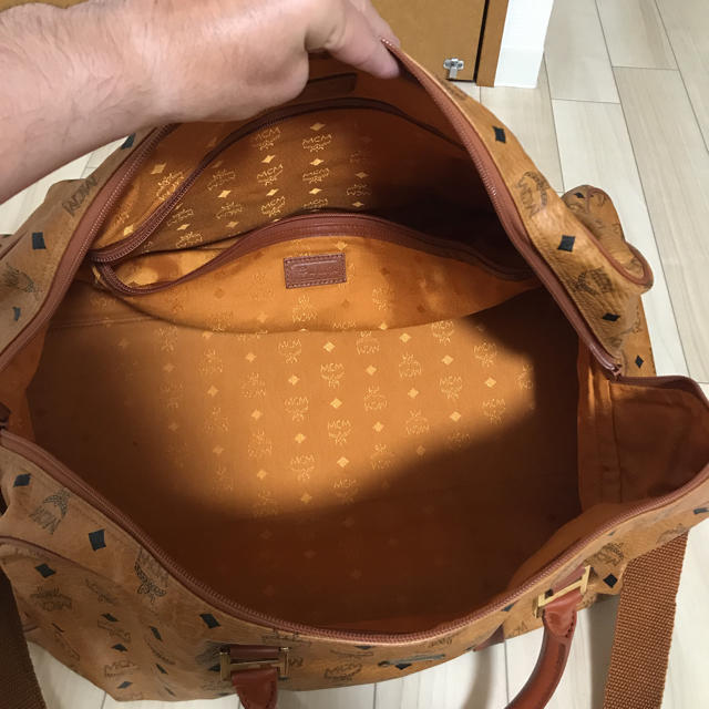 MCM(エムシーエム)の美品 MCM ボストンバッグ ハンドバッグ ショルダーバッグ  2way レディースのバッグ(ボストンバッグ)の商品写真