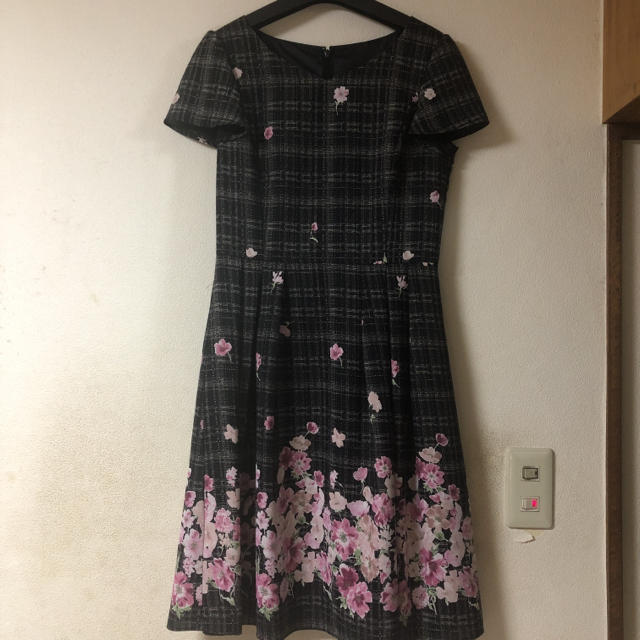 新品♡LAISSE PASSE フラワーチェックパネルフラワープリントワンピース