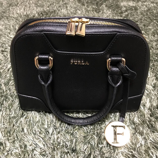 FURLA ショルダーバッグ