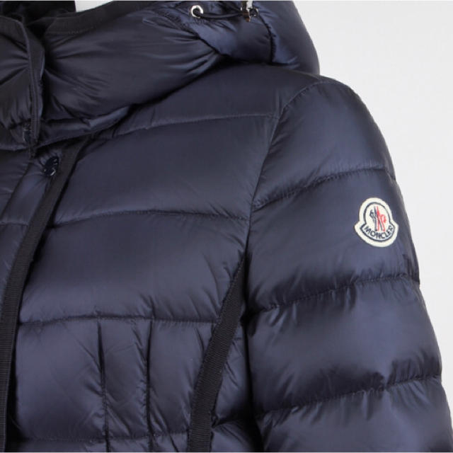 MONCLER(モンクレール)のMONCLER 2018-19AW HERMINE ダークネイビー サイズ0 レディースのジャケット/アウター(ダウンコート)の商品写真