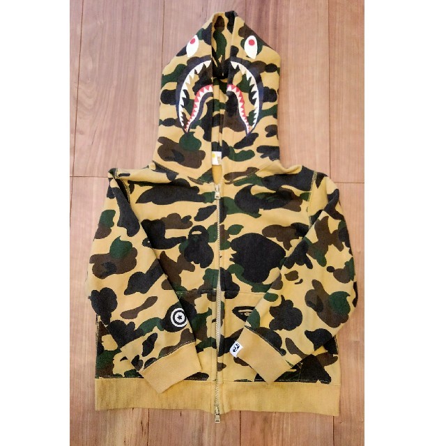 A BATHING APE(アベイシングエイプ)のA BATHING APE / KIDS シャークパーカー キッズ/ベビー/マタニティのキッズ服男の子用(90cm~)(ジャケット/上着)の商品写真