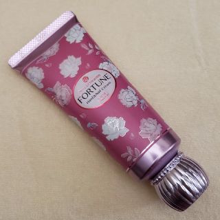 コーセーコスメポート(KOSE COSMEPORT)のfortuneハンドクリーム♡(ハンドクリーム)