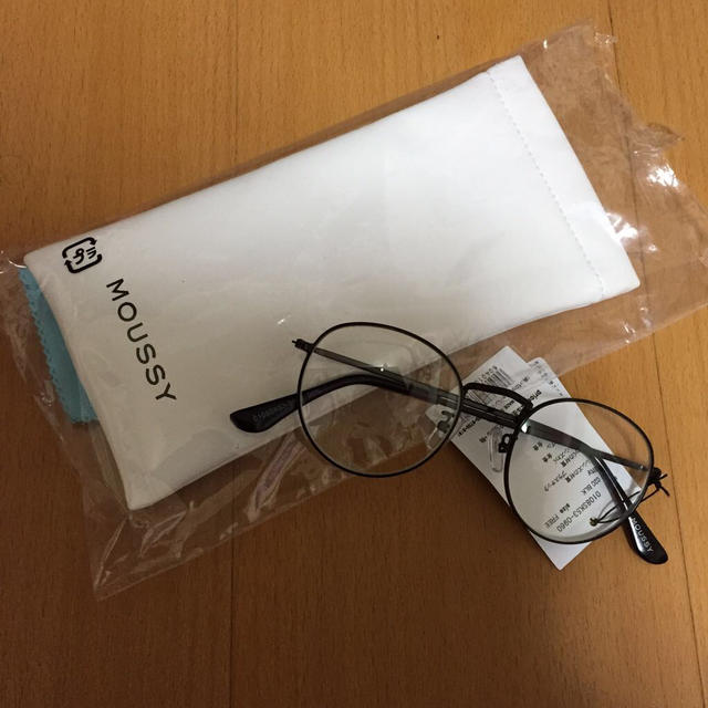 moussy(マウジー)のRIMMED GLASSES  レディースのファッション小物(サングラス/メガネ)の商品写真