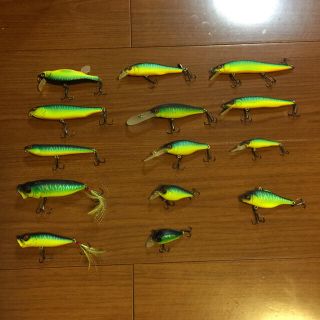 メガバス(Megabass)のメガバス マットタイガー色ルアー14個セット(ルアー用品)