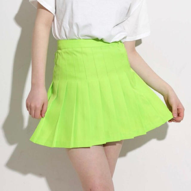 WEGO(ウィゴー)のWEGO プリーツミニスカート ライム レディースのスカート(ミニスカート)の商品写真