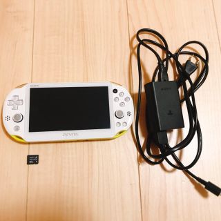 プレイステーションヴィータ(PlayStation Vita)の【ニータ様専用】PlayStation Vita Wi-Fiモデル【ソフト別売】(携帯用ゲーム機本体)