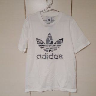 アディダス(adidas)のadidas　Tシャツ　サイズO(Tシャツ/カットソー(半袖/袖なし))