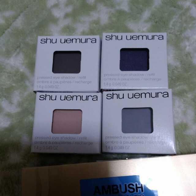 shu uemura(シュウウエムラ)のみたらしだんごさま！shu uemura アイシャドウセット コスメ/美容のベースメイク/化粧品(アイシャドウ)の商品写真