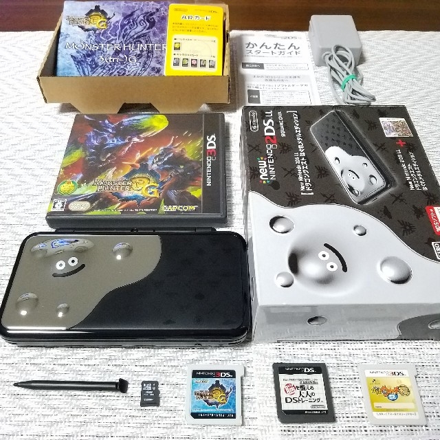 ニンテンドー2DS(ニンテンドー2DS)の❤超美品・送料込❤2DSLLはぐれメタル&ポケモン&妖怪2&モンハン&脳トレ❤️ エンタメ/ホビーのゲームソフト/ゲーム機本体(携帯用ゲーム機本体)の商品写真