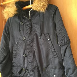 アルファインダストリーズ(ALPHA INDUSTRIES)のhiro様専用商品になります(ミリタリージャケット)