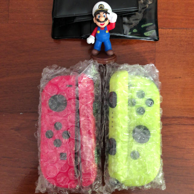 エンタメ/ホビーおまけ付【新品】スイッチ ジョイコン joy con クリスマス 大乱闘