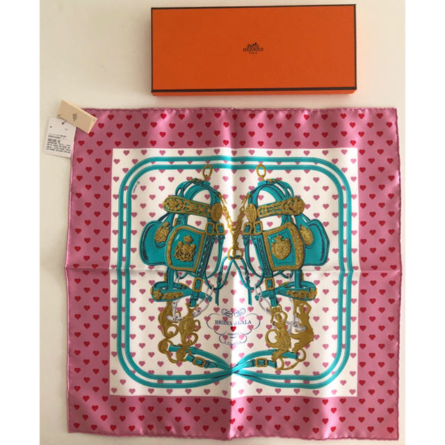 満点の 【新品・未使用品】エルメス カレ45 ブリッド・ドゥ・ガラ