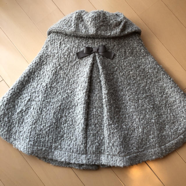 pom ponette(ポンポネット)のポンポネット  120cm ケープ キッズ/ベビー/マタニティのキッズ服女の子用(90cm~)(コート)の商品写真