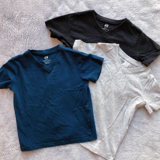 エイチアンドエム(H&M)のパトラ様専用♡(サイズ90)3枚セットH&M無地VネックTシャツ(Tシャツ/カットソー)