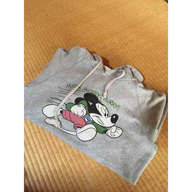 BEAMS(ビームス)のセール中❗️BEAMS×mickeyコラボヴィンテージパーカー★size M★ メンズのトップス(パーカー)の商品写真