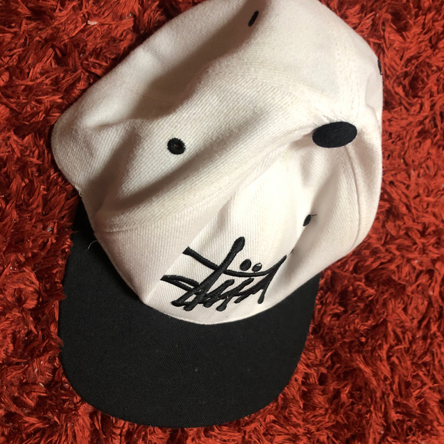 STUSSY(ステューシー)のstussy帽子 メンズの帽子(キャップ)の商品写真