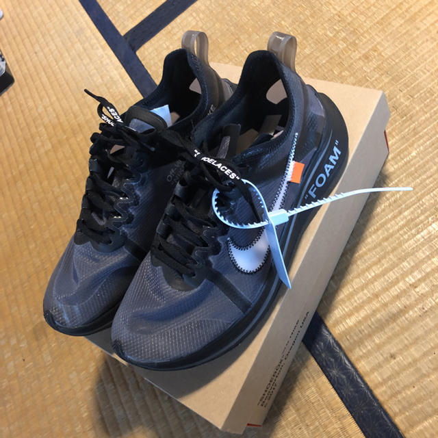 NIKE(ナイキ)のNIKE off-white ズームフライ メンズの靴/シューズ(スニーカー)の商品写真