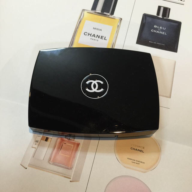 CHANEL(シャネル)の４色コンシーラー コスメ/美容のベースメイク/化粧品(その他)の商品写真