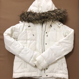 Abercrombie&Fitch(ダウンジャケット ・ ホワイト/白色系)の Abercrombie&Fitch(ダウンジャケット ・ ホワイト/白色系)の