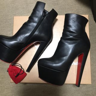 クリスチャンルブタン(Christian Louboutin)のしろまる様専用(ブーツ)