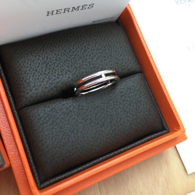 Hermes(エルメス)の美品  エルメス  リング  アリアンヌ  7号 レディースのアクセサリー(リング(指輪))の商品写真