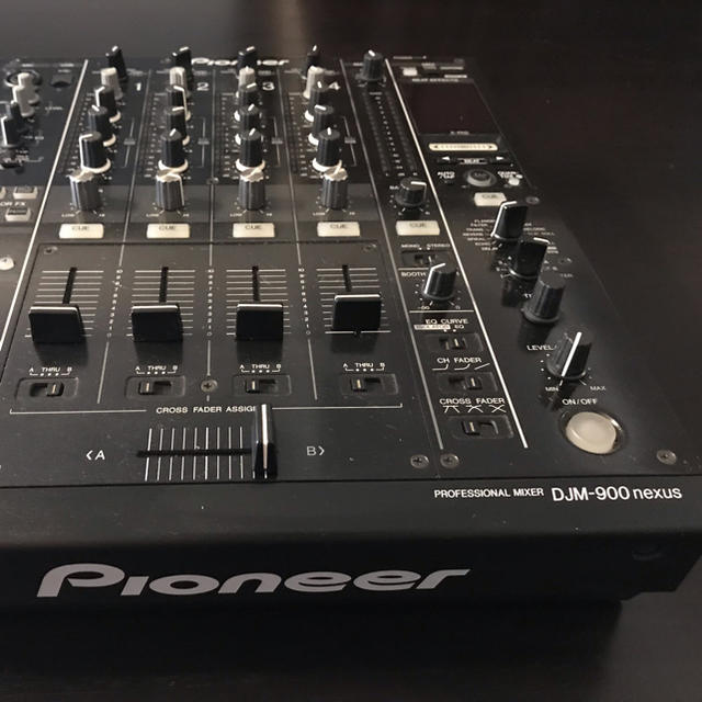 Pioneer(パイオニア)のPioneer DJM-900 nexus 楽器のDJ機器(DJミキサー)の商品写真